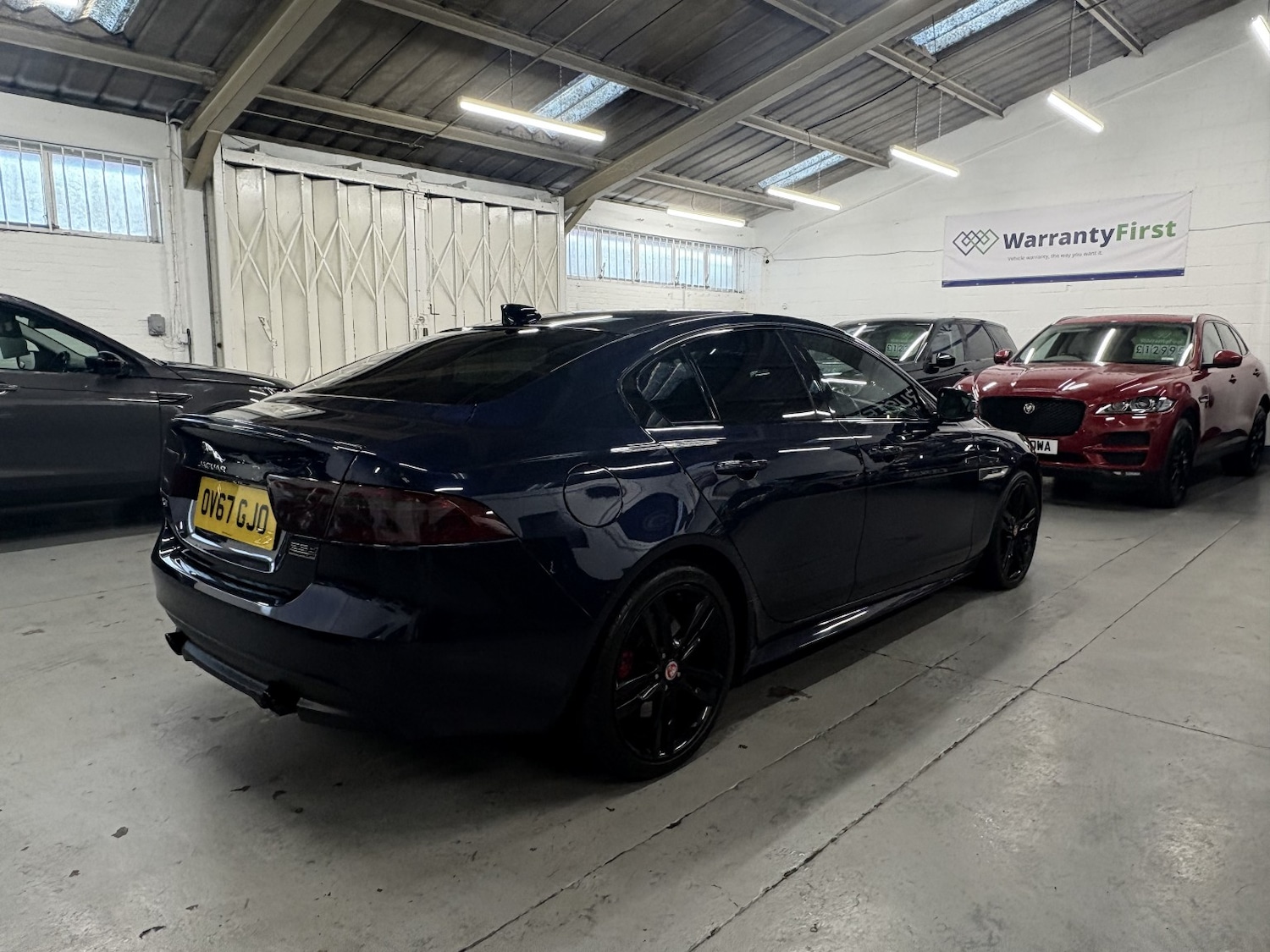 Used Jaguar XE 2017 for sale - 77027882: Photo 3
