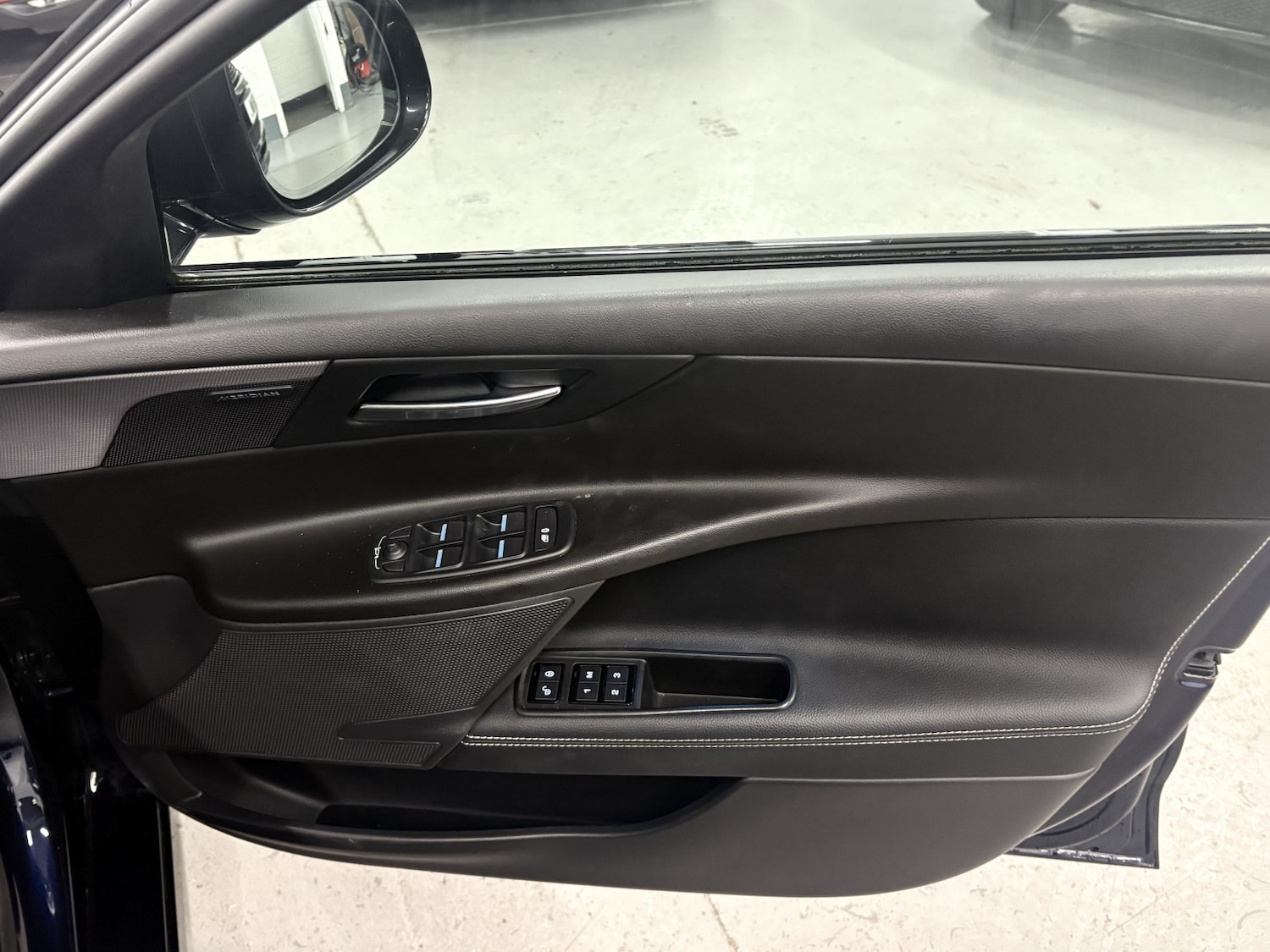 Used Jaguar XE 2017 for sale - 77027882: Photo 36