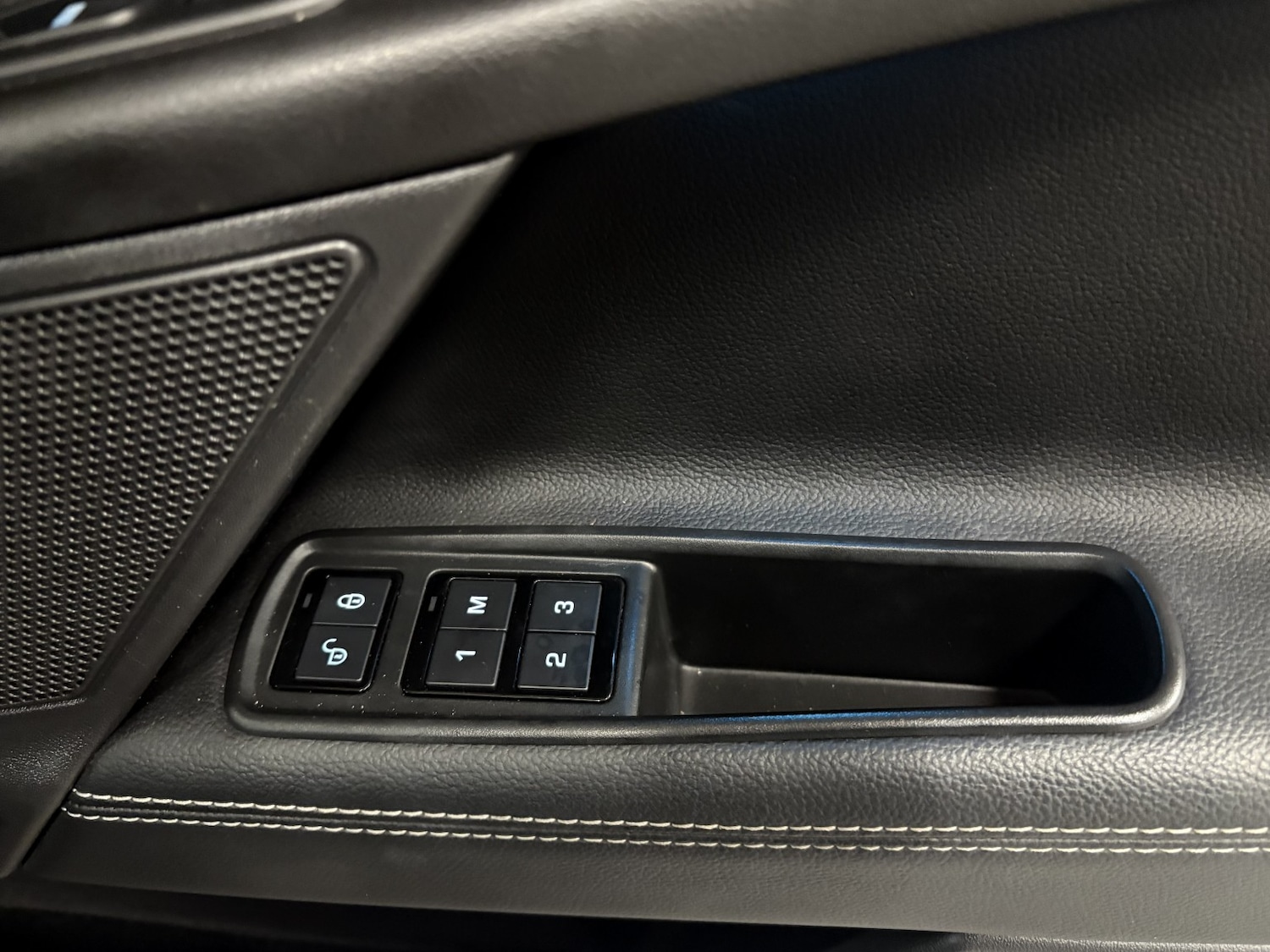 Used Jaguar XE 2017 for sale - 77027882: Photo 38