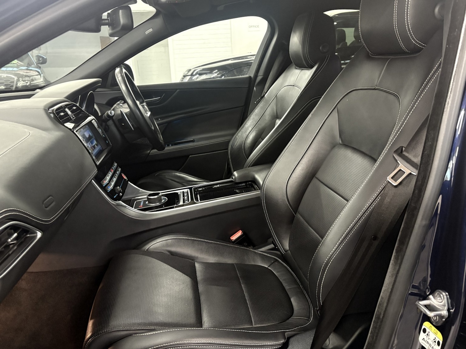 Used Jaguar XE 2017 for sale - 77027882: Photo 53