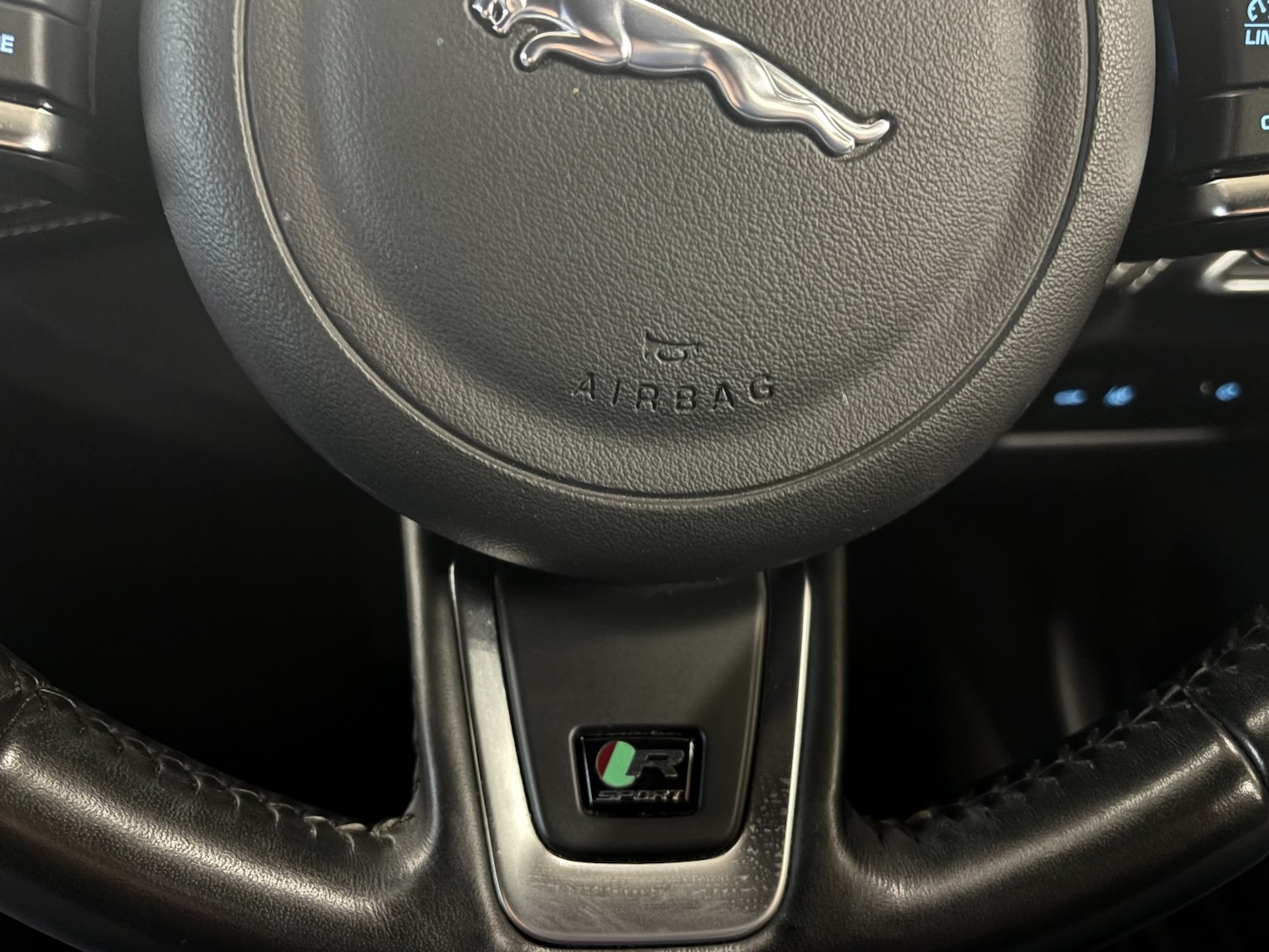 Used Jaguar XE 2017 for sale - 77027882: Photo 76