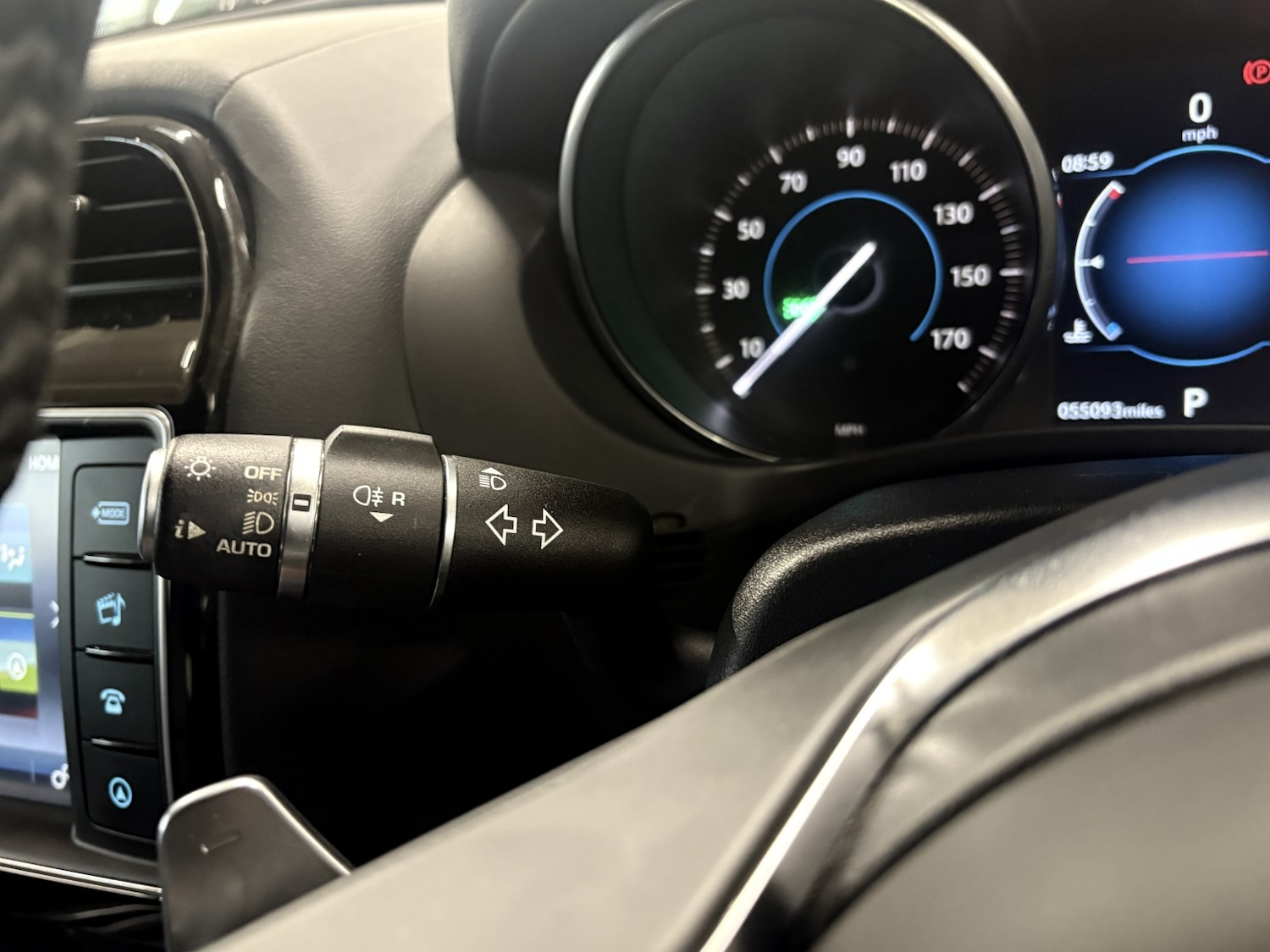 Used Jaguar XE 2017 for sale - 77027882: Photo 82