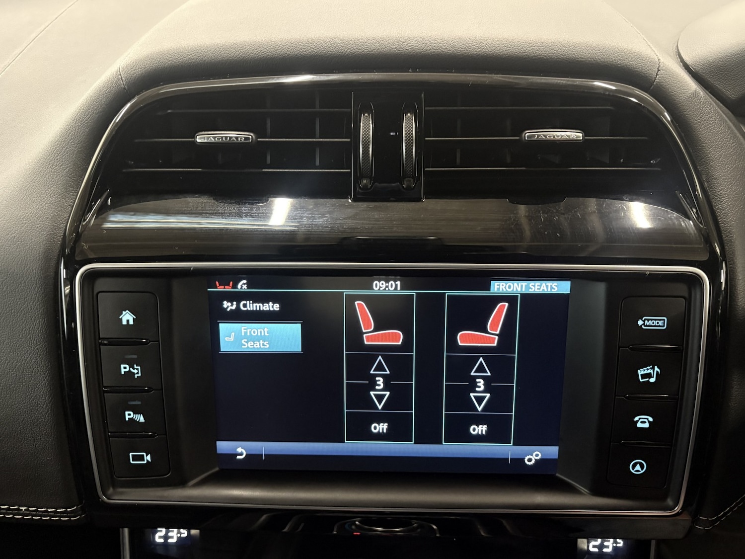 Used Jaguar XE 2017 for sale - 77027882: Photo 95