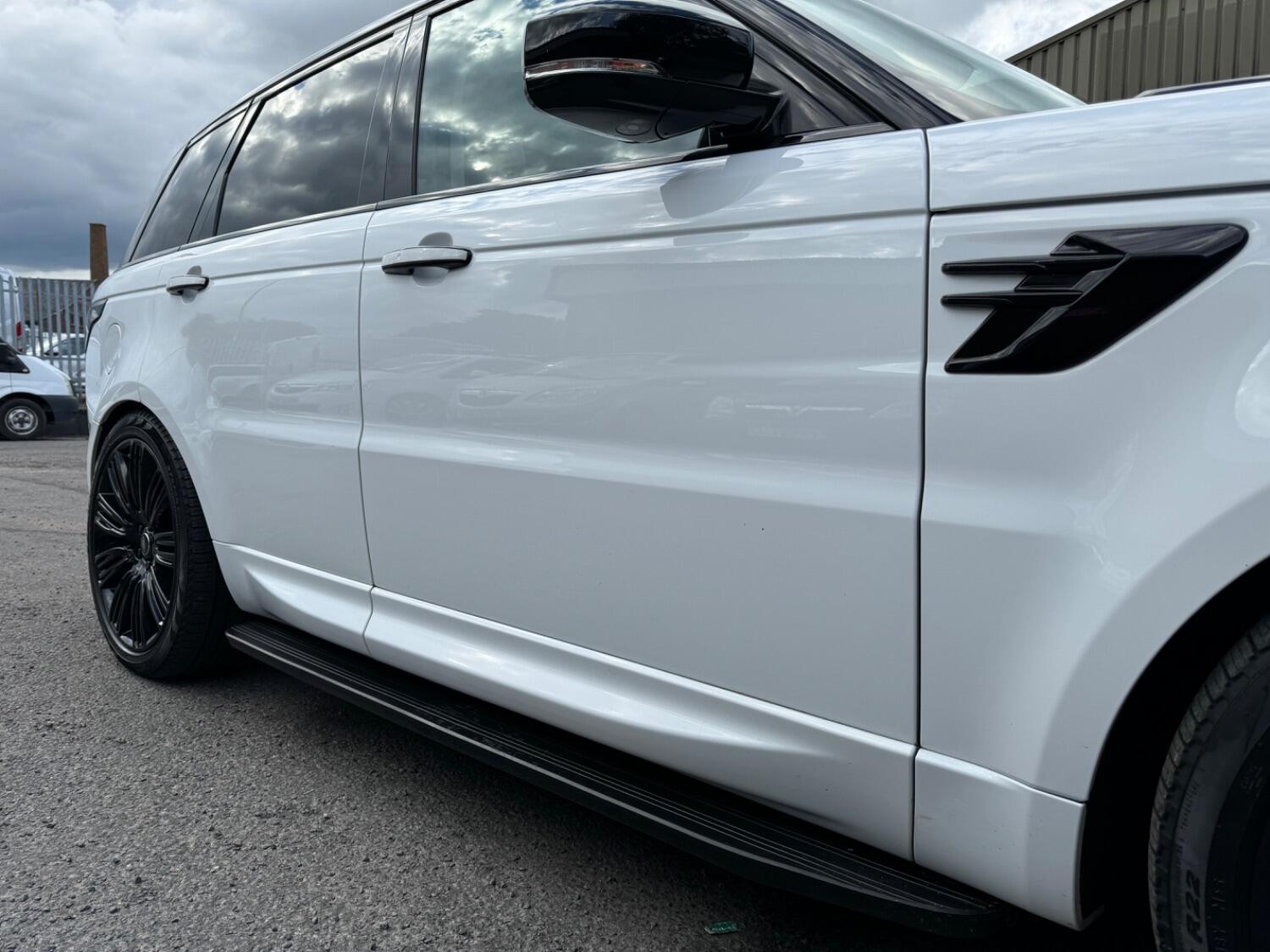 Used Land Rover Range Rover Sport 2018 for sale - 76407603: Photo 32