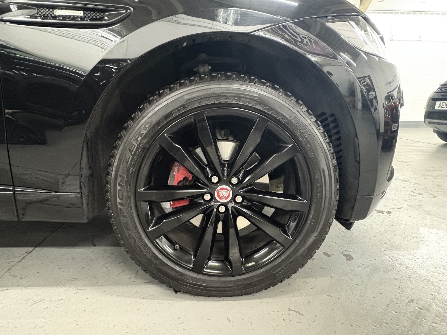 Used Jaguar F-Pace 2018 for sale - 76863855: Photo 22