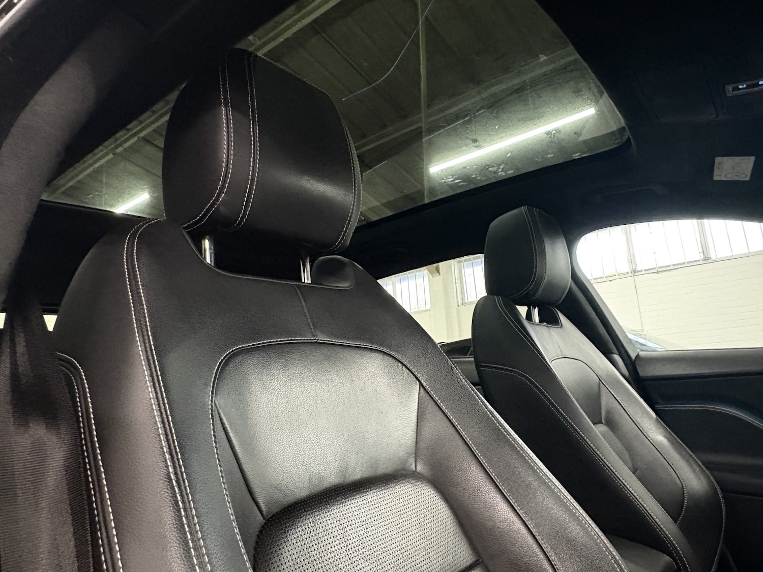 Used Jaguar F-Pace 2018 for sale - 76863855: Photo 36