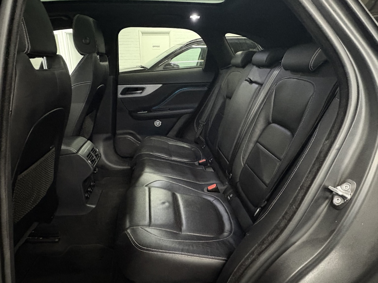 Used Jaguar F-Pace 2018 for sale - 76863855: Photo 50