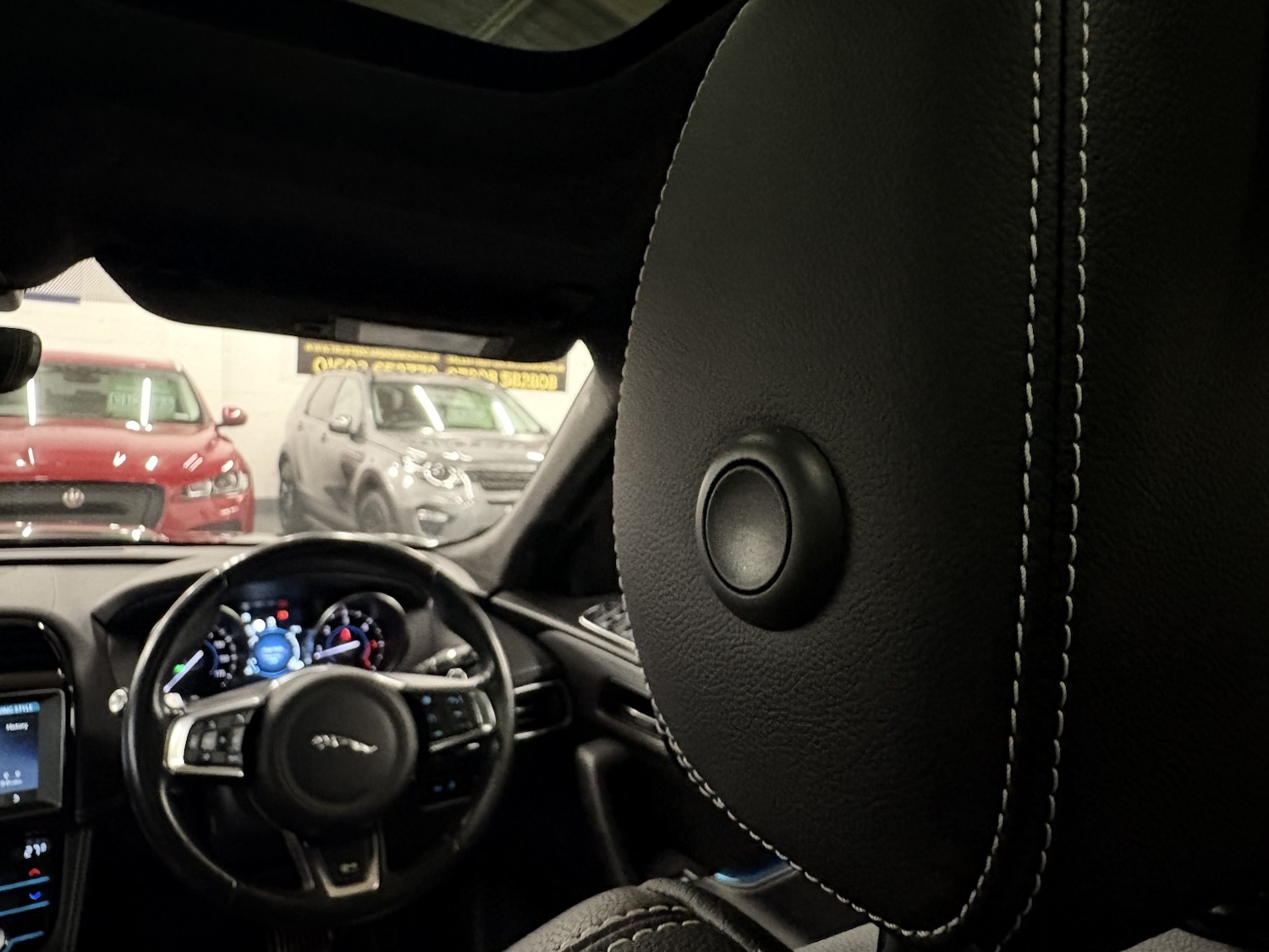 Used Jaguar F-Pace 2018 for sale - 76863855: Photo 63