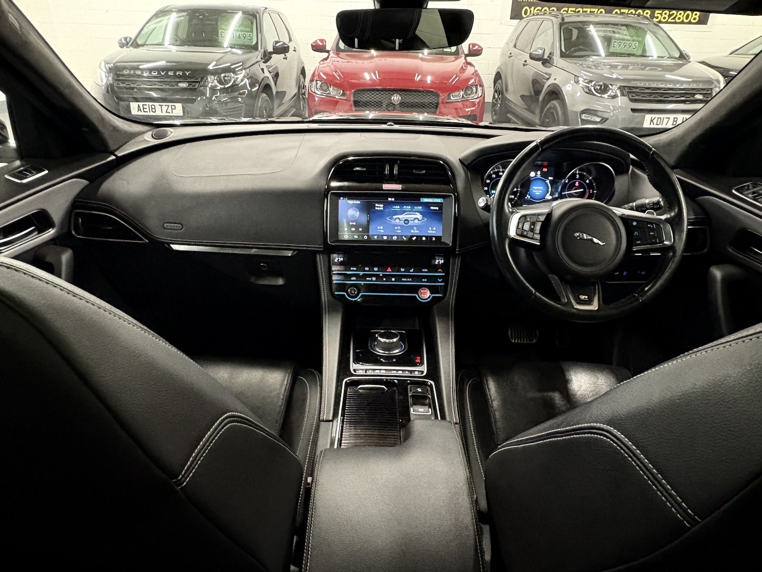 Used Jaguar F-Pace 2018 for sale - 76863855: Photo 65