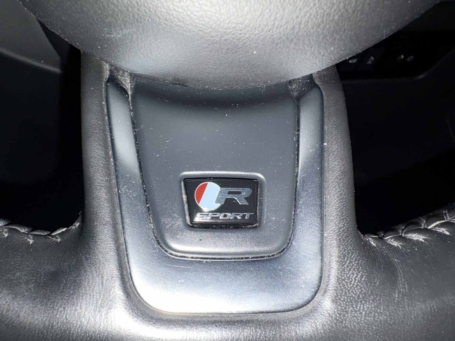 Used Jaguar F-Pace 2018 for sale - 76863855: Photo 69