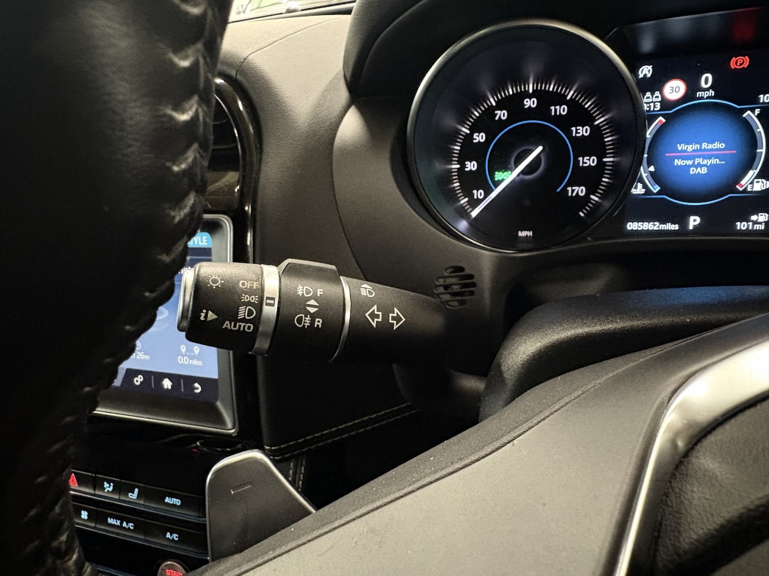 Used Jaguar F-Pace 2018 for sale - 76863855: Photo 72