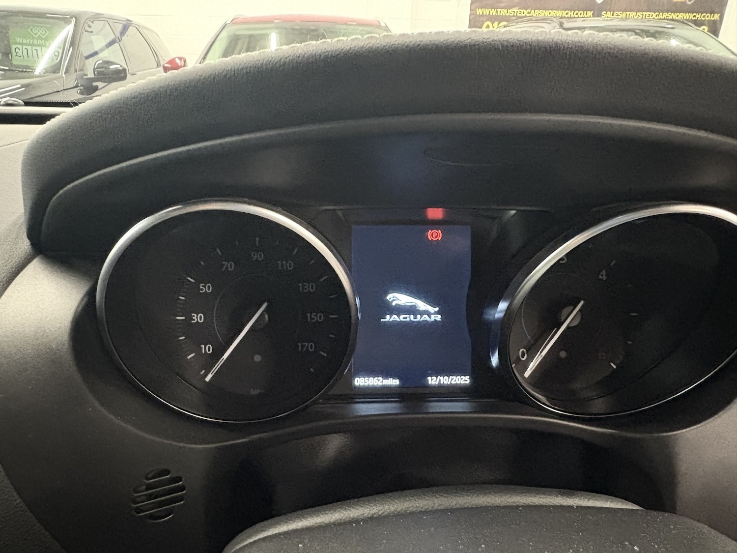 Used Jaguar F-Pace 2018 for sale - 76863855: Photo 93