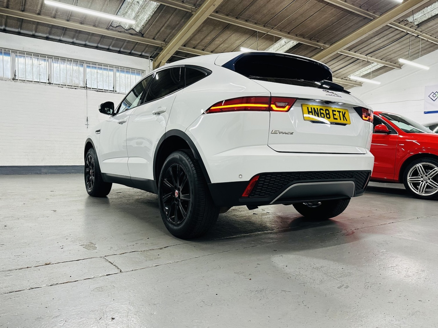 Used Jaguar E-Pace 2018 for sale - 77991646: Photo 13