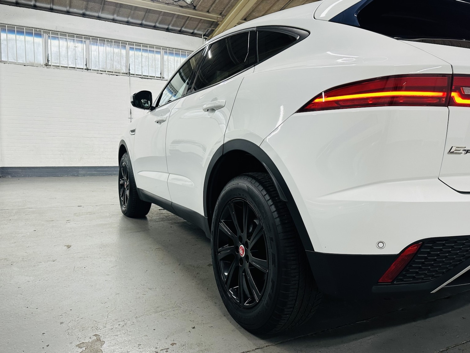 Used Jaguar E-Pace 2018 for sale - 77991646: Photo 15