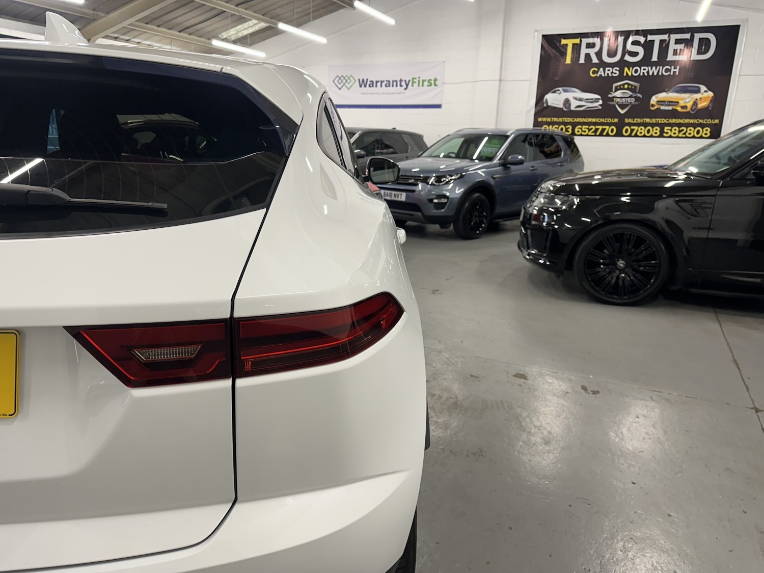 Used Jaguar E-Pace 2018 for sale - 77991646: Photo 17