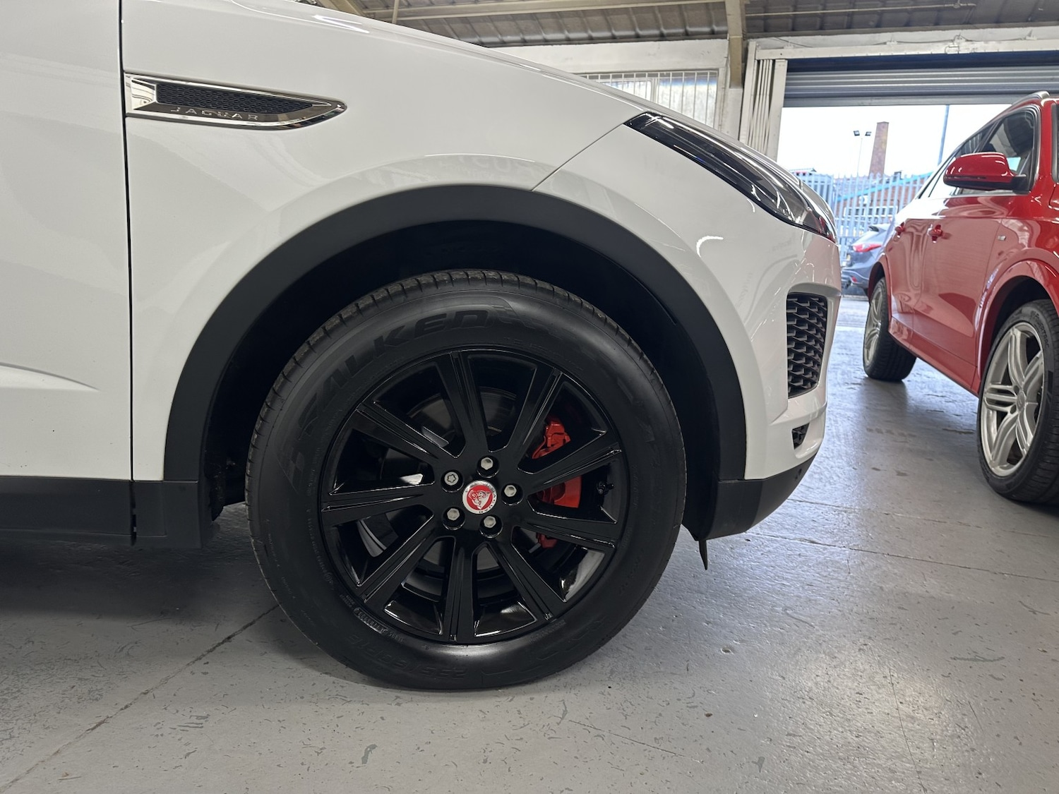 Used Jaguar E-Pace 2018 for sale - 77991646: Photo 26