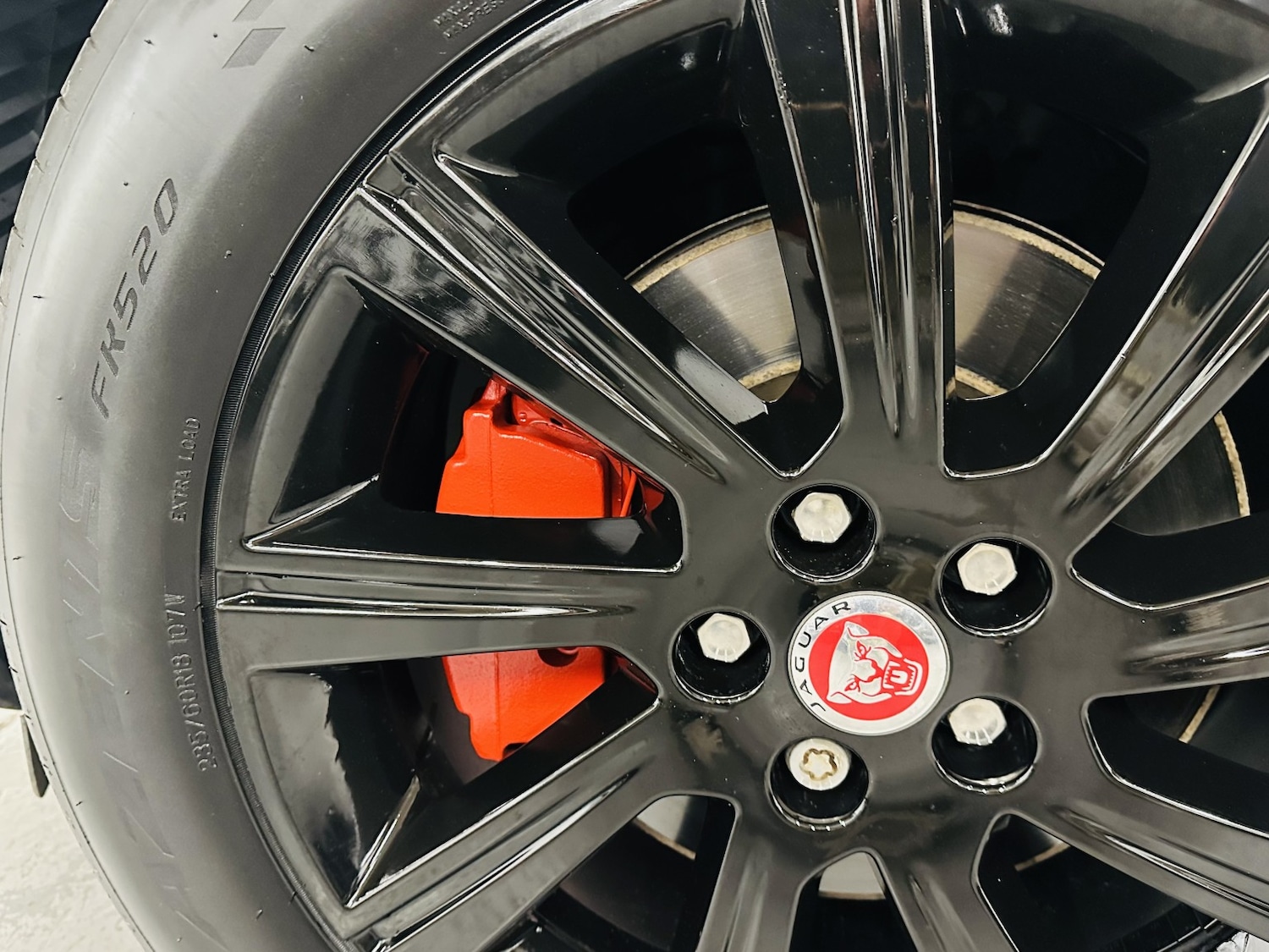 Used Jaguar E-Pace 2018 for sale - 77991646: Photo 28