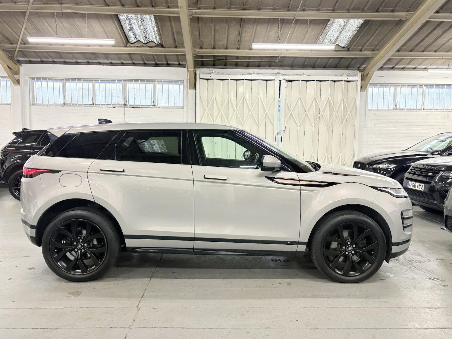 Used Land Rover Range Rover Evoque 2019 for sale - 77028004: Photo 12