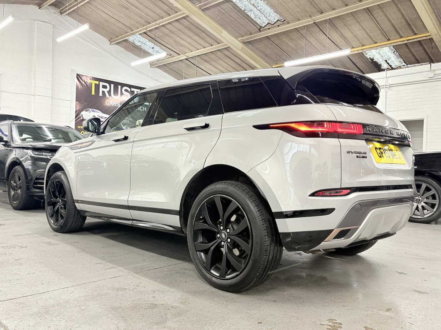 Used Land Rover Range Rover Evoque 2019 for sale - 77028004: Photo 14