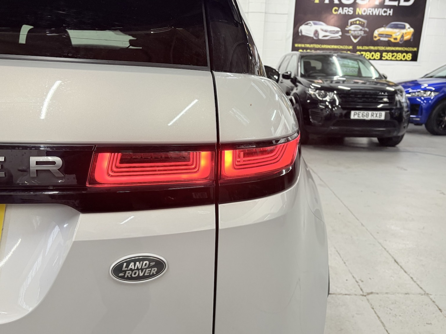 Used Land Rover Range Rover Evoque 2019 for sale - 77028004: Photo 22