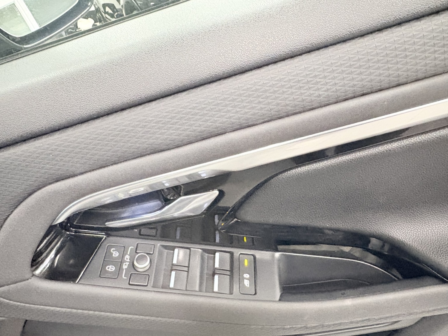 Used Land Rover Range Rover Evoque 2019 for sale - 77028004: Photo 30