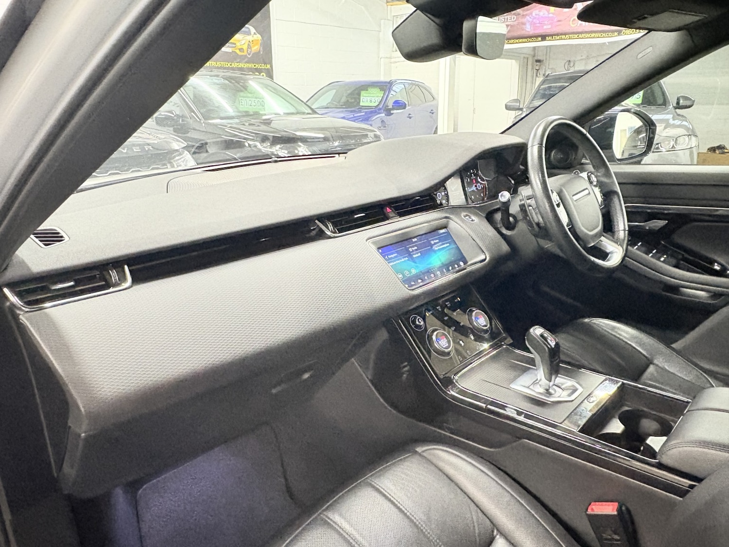 Used Land Rover Range Rover Evoque 2019 for sale - 77028004: Photo 42