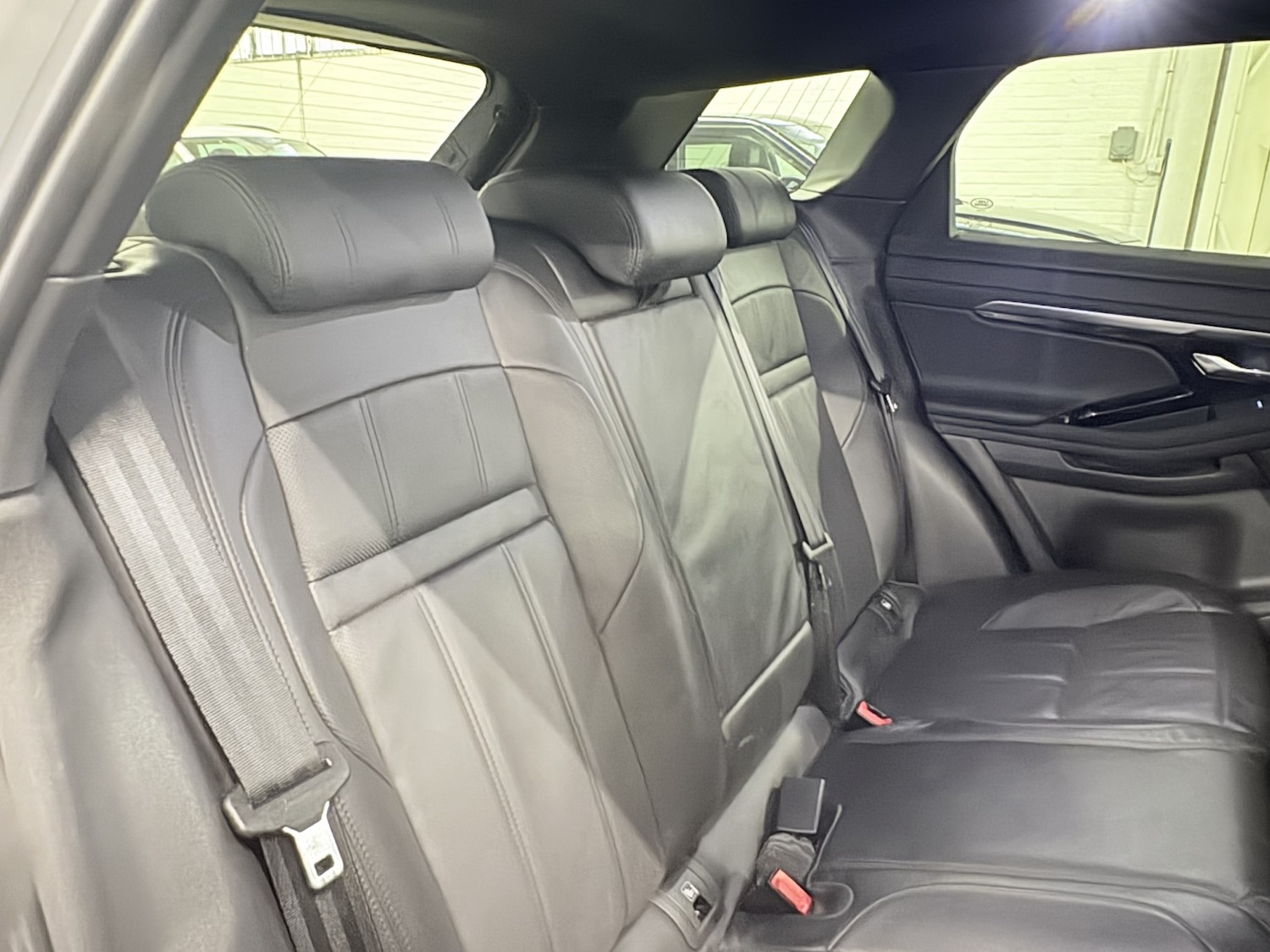 Used Land Rover Range Rover Evoque 2019 for sale - 77028004: Photo 50