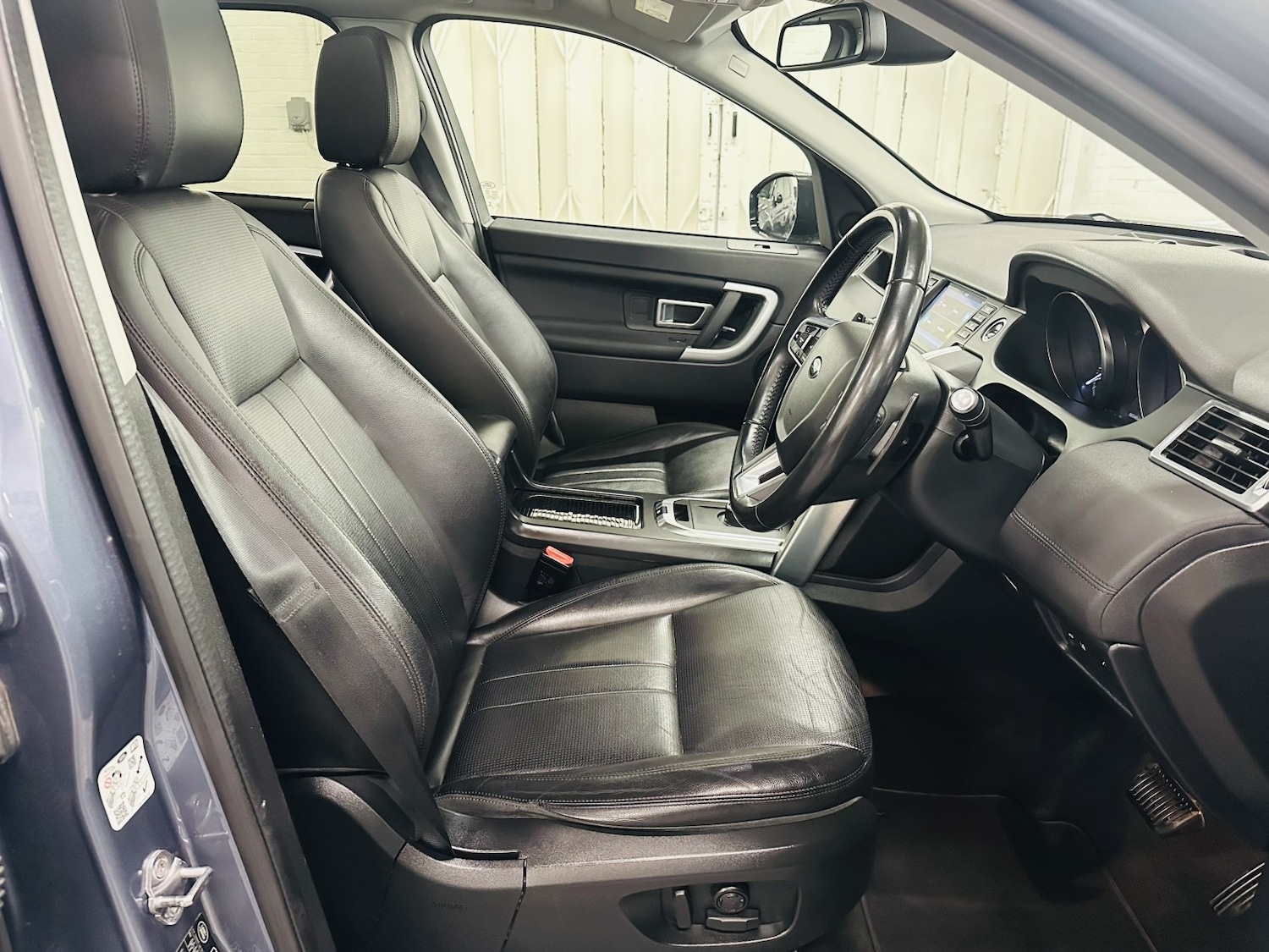 Used Land Rover Discovery Sport 2018 for sale - 78183008: Photo 25