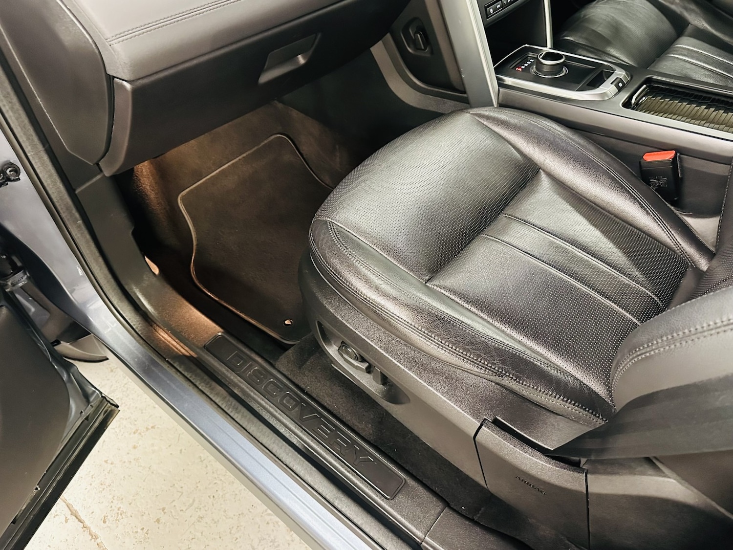 Used Land Rover Discovery Sport 2018 for sale - 78183008: Photo 38