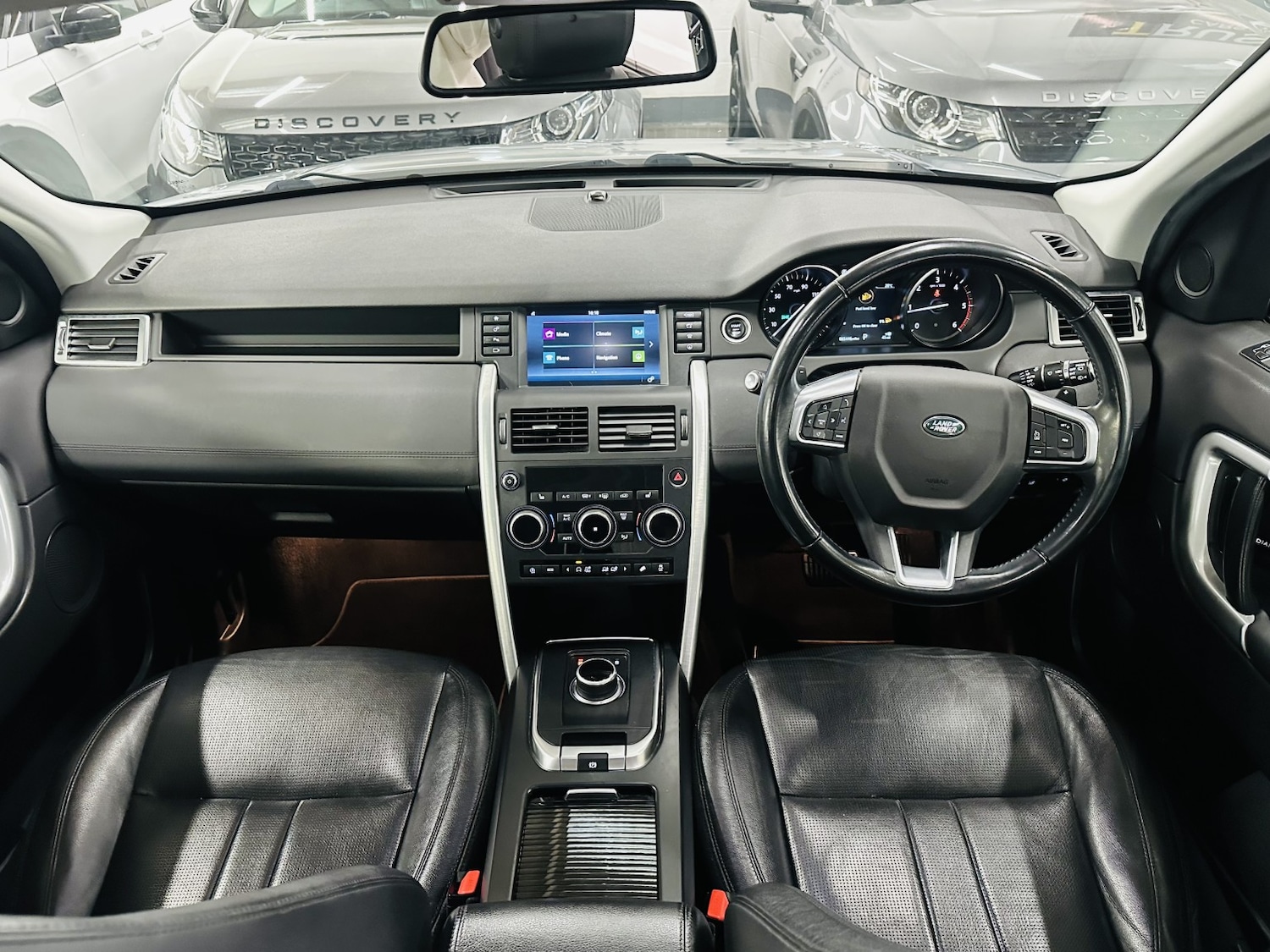 Used Land Rover Discovery Sport 2018 for sale - 78183008: Photo 46