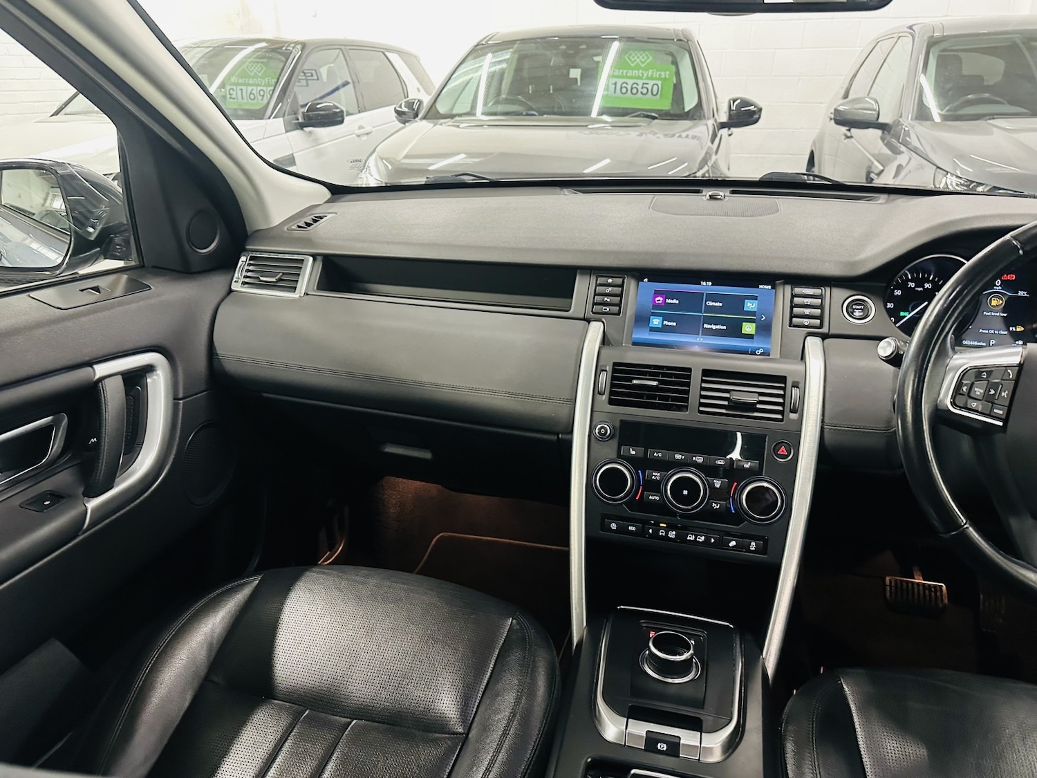 Used Land Rover Discovery Sport 2018 for sale - 78183008: Photo 50