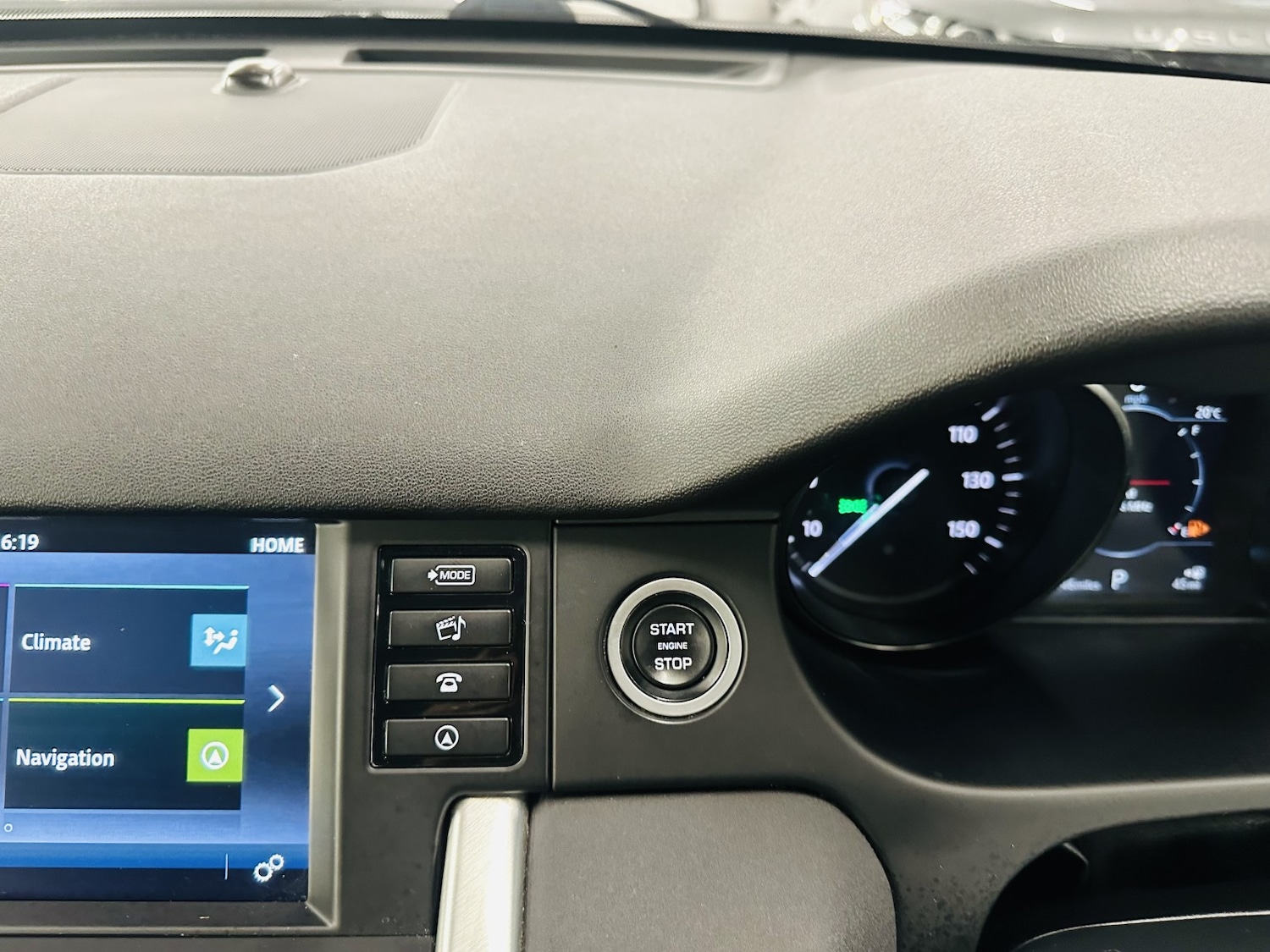 Used Land Rover Discovery Sport 2018 for sale - 78183008: Photo 55