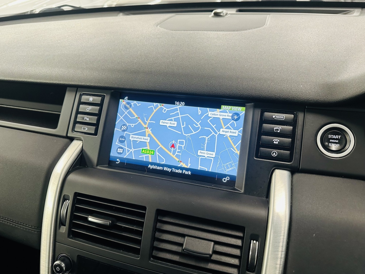 Used Land Rover Discovery Sport 2018 for sale - 78183008: Photo 63