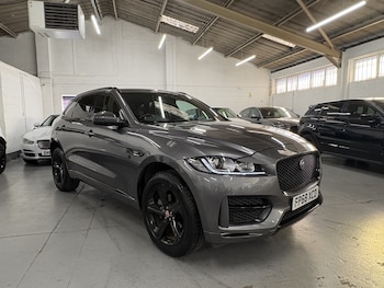 Used Jaguar F-Pace 2018 for sale - 78545773: Photo