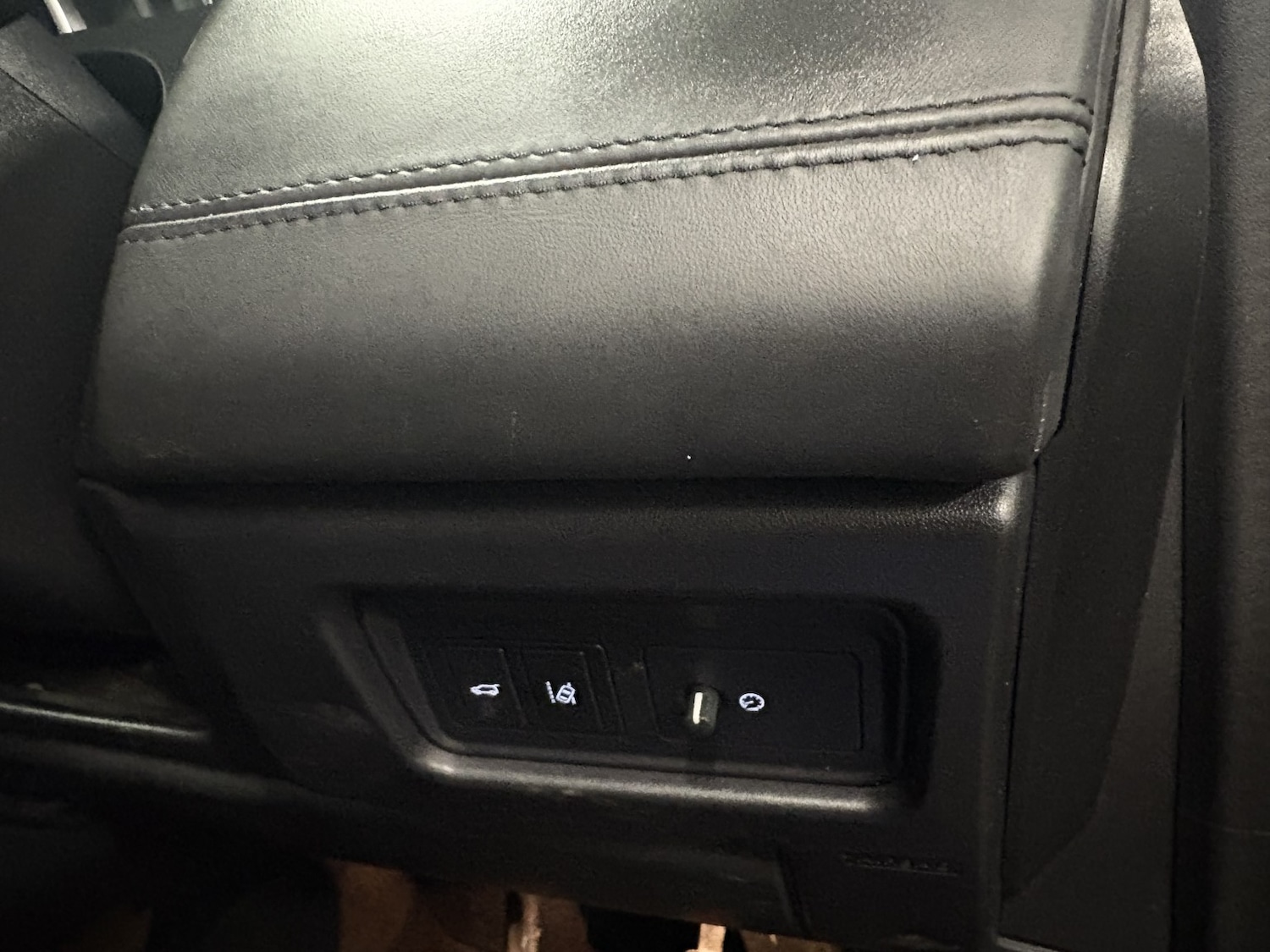 Used Land Rover Discovery Sport 2018 for sale - 77027891: Photo 48