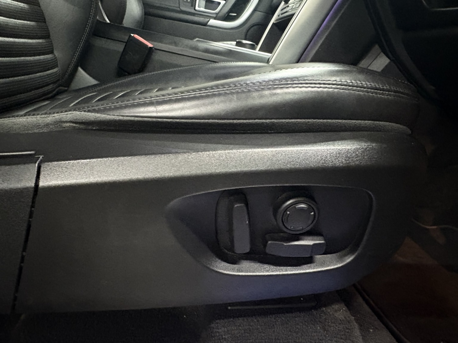 Used Land Rover Discovery Sport 2018 for sale - 77027891: Photo 49