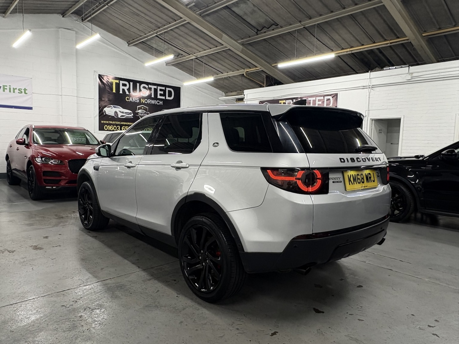 Used Land Rover Discovery Sport 2018 for sale - 77027891: Photo 6