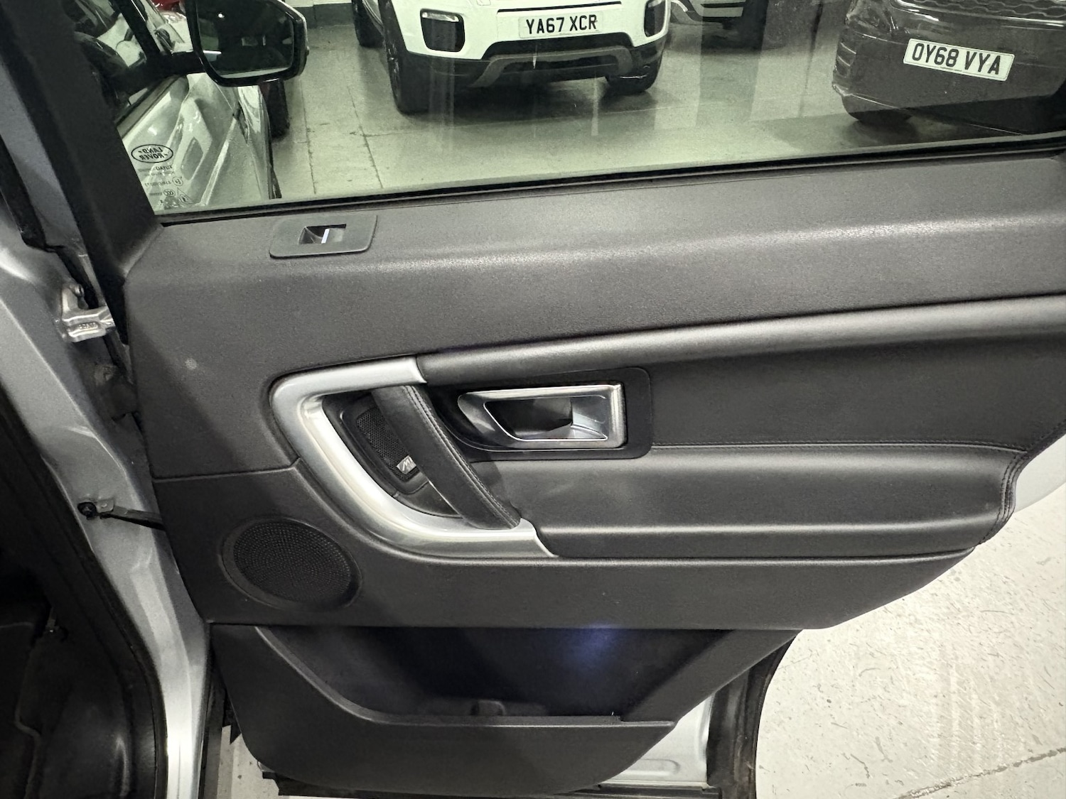 Used Land Rover Discovery Sport 2018 for sale - 77027891: Photo 66