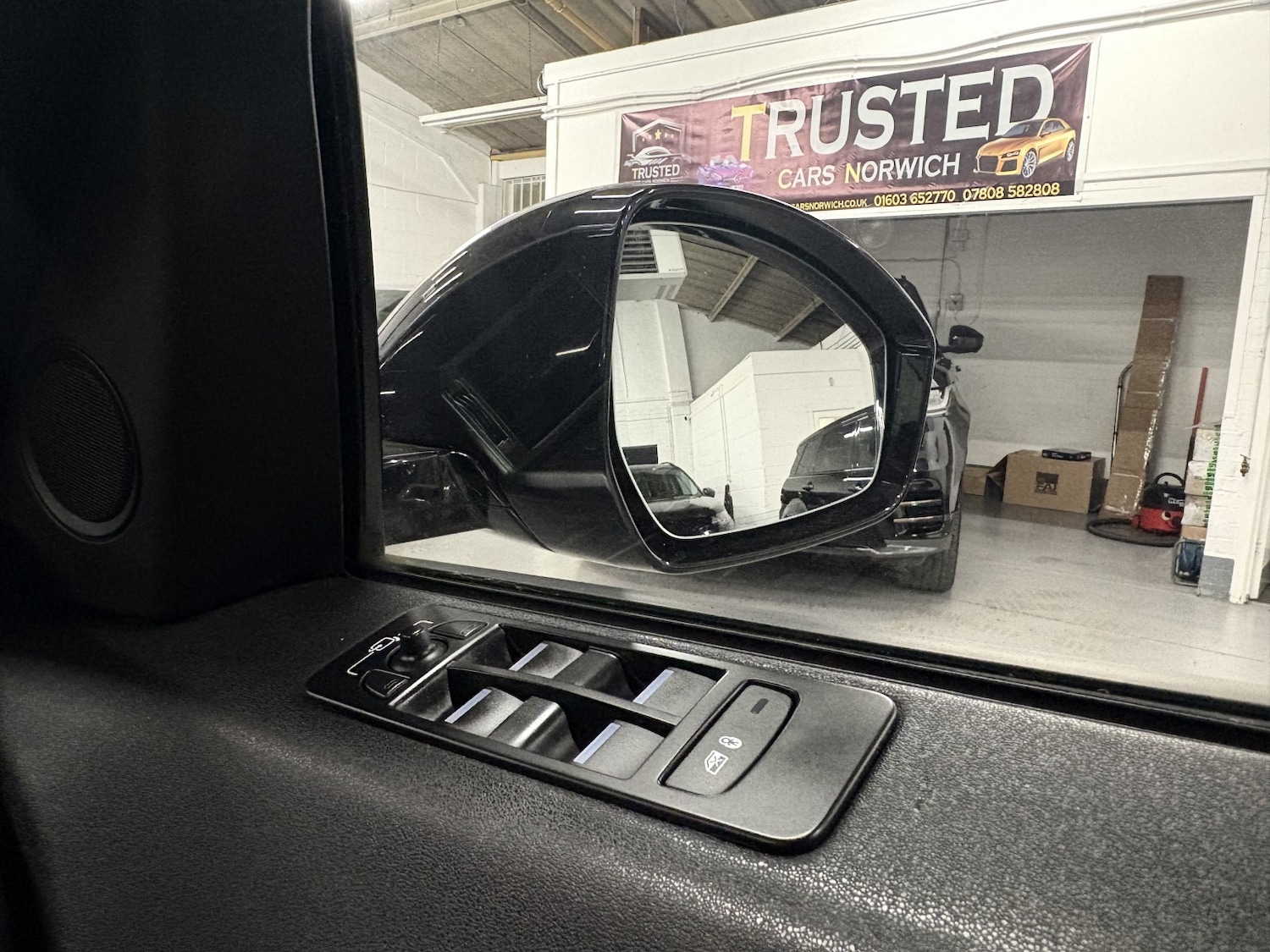 Used Land Rover Discovery Sport 2018 for sale - 77027891: Photo 85