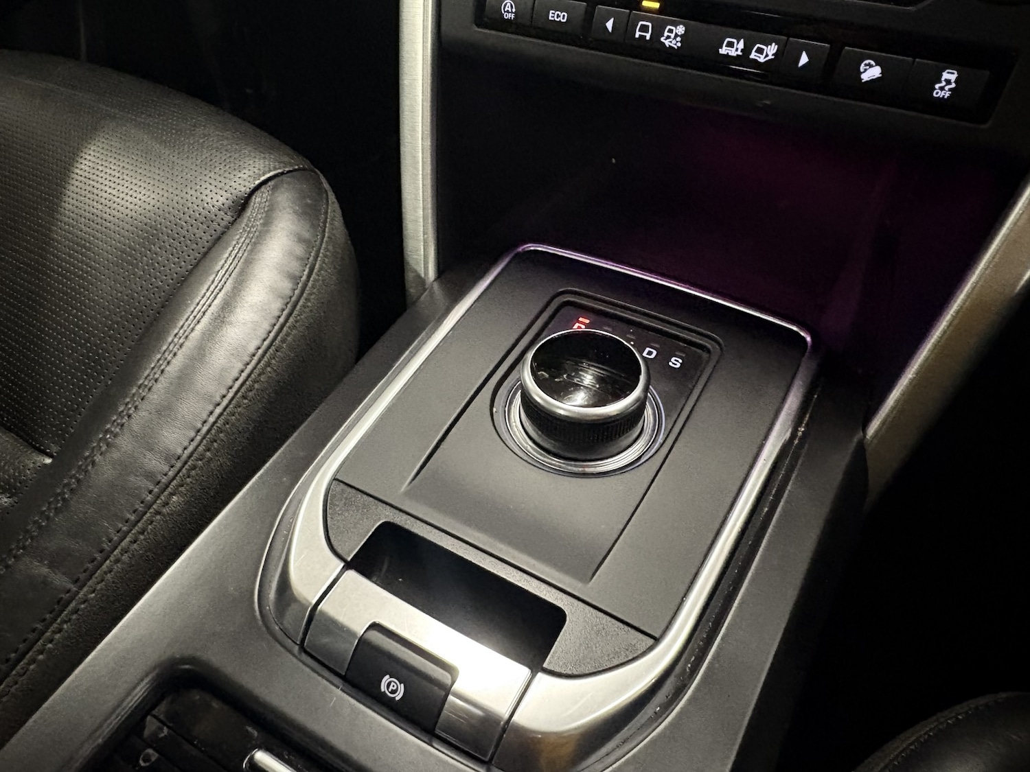 Used Land Rover Discovery Sport 2018 for sale - 77027891: Photo 88