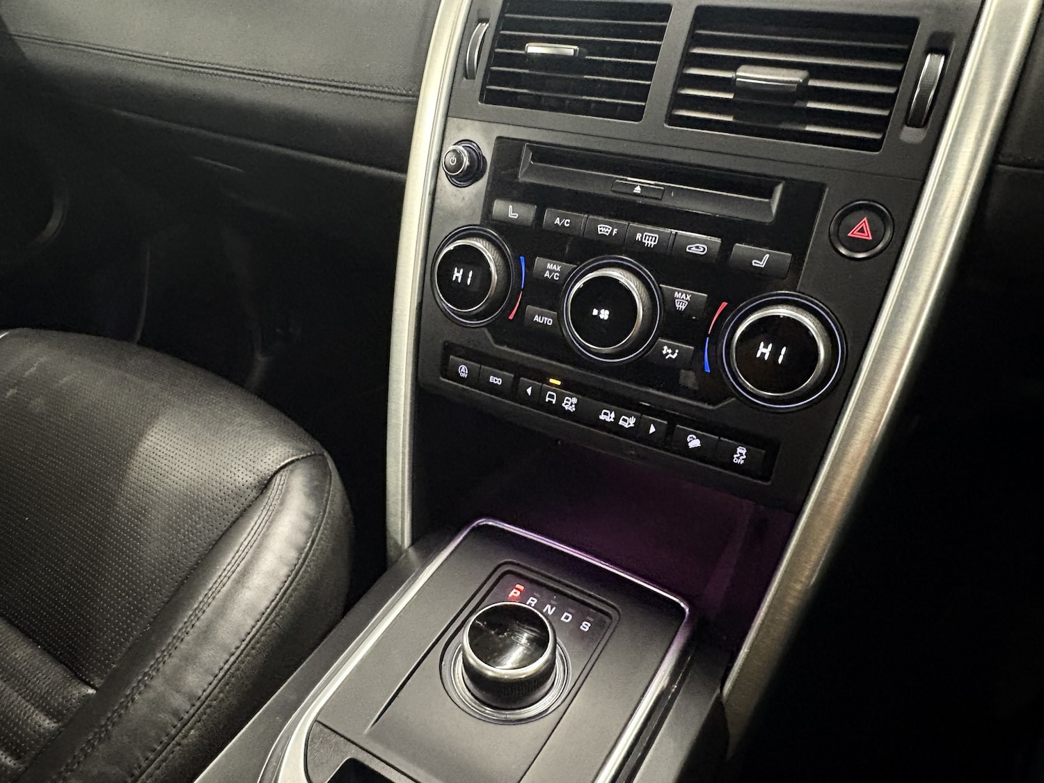 Used Land Rover Discovery Sport 2018 for sale - 77027891: Photo 89