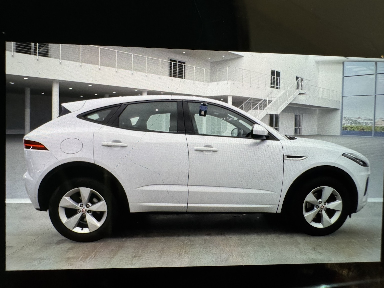 Used Jaguar E-Pace 2019 for sale - 76863894: Photo 5