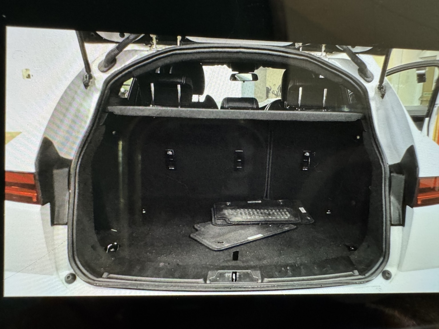 Used Jaguar E-Pace 2019 for sale - 76863894: Photo 9