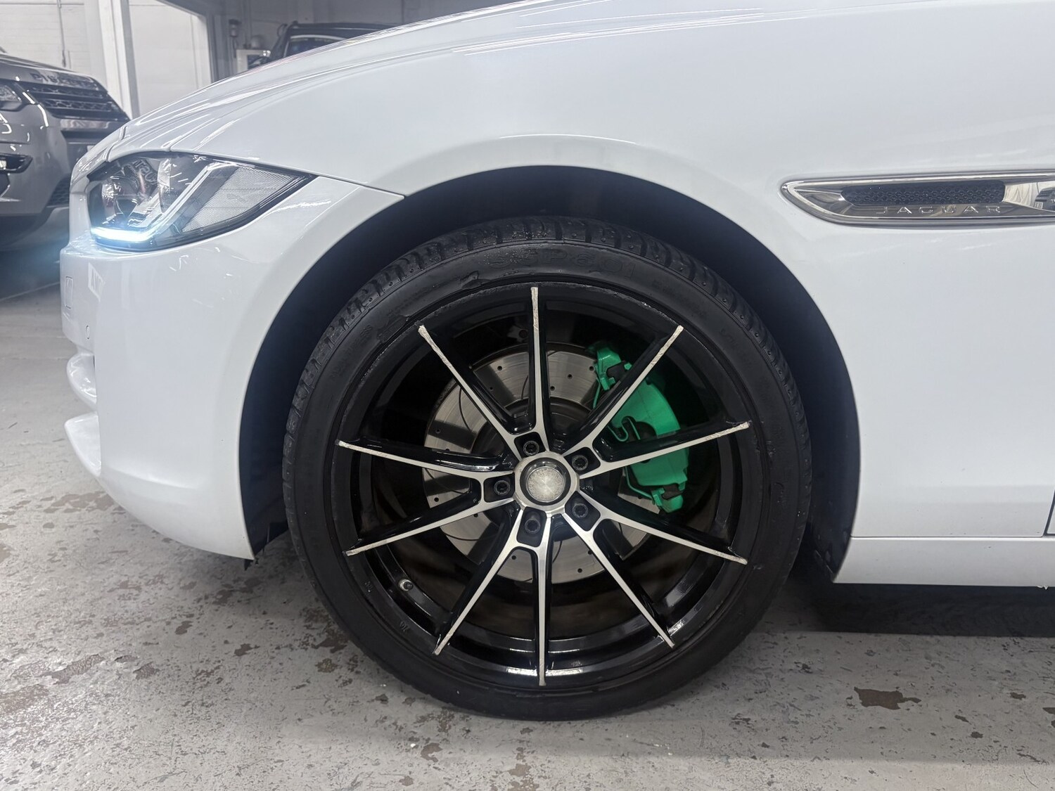 Used Jaguar XE 2017 for sale - 77822193: Photo 39