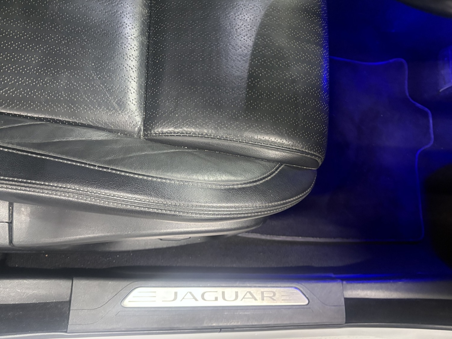 Used Jaguar XE 2017 for sale - 77822193: Photo 51