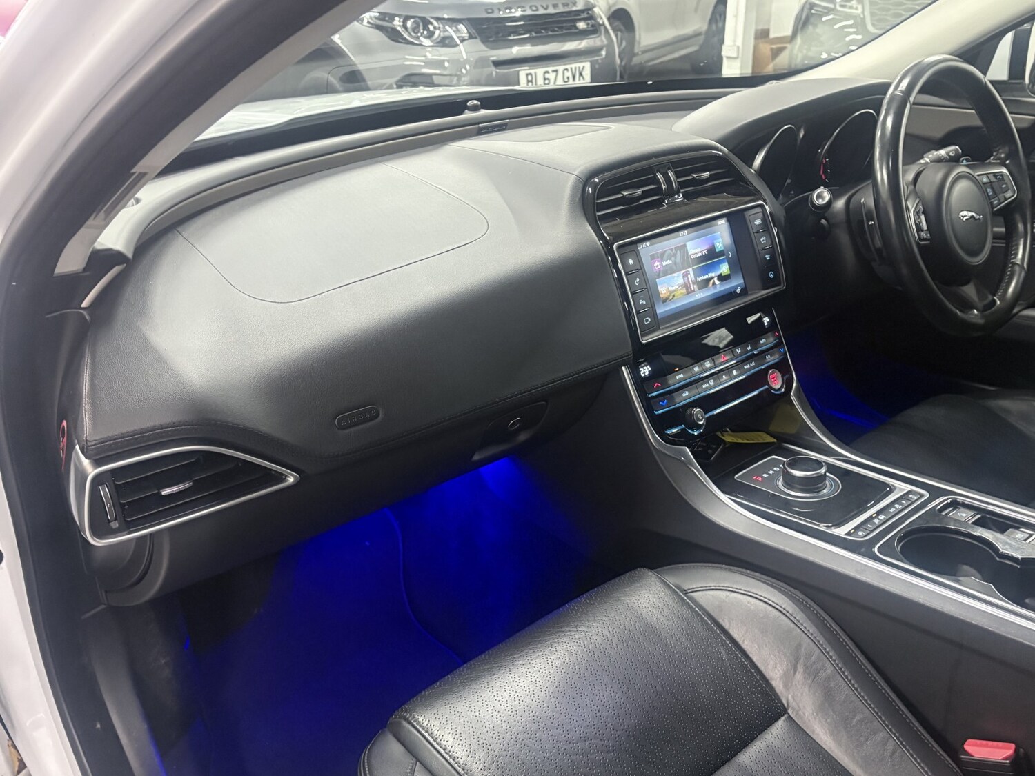 Used Jaguar XE 2017 for sale - 77822193: Photo 56