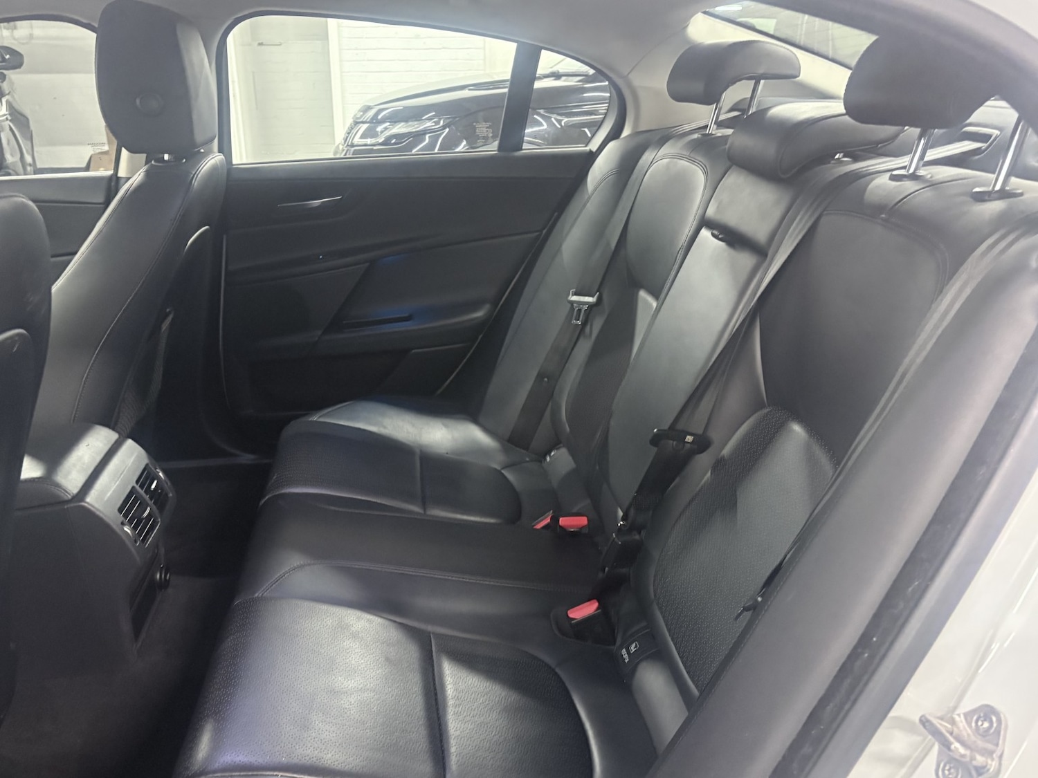 Used Jaguar XE 2017 for sale - 77822193: Photo 63