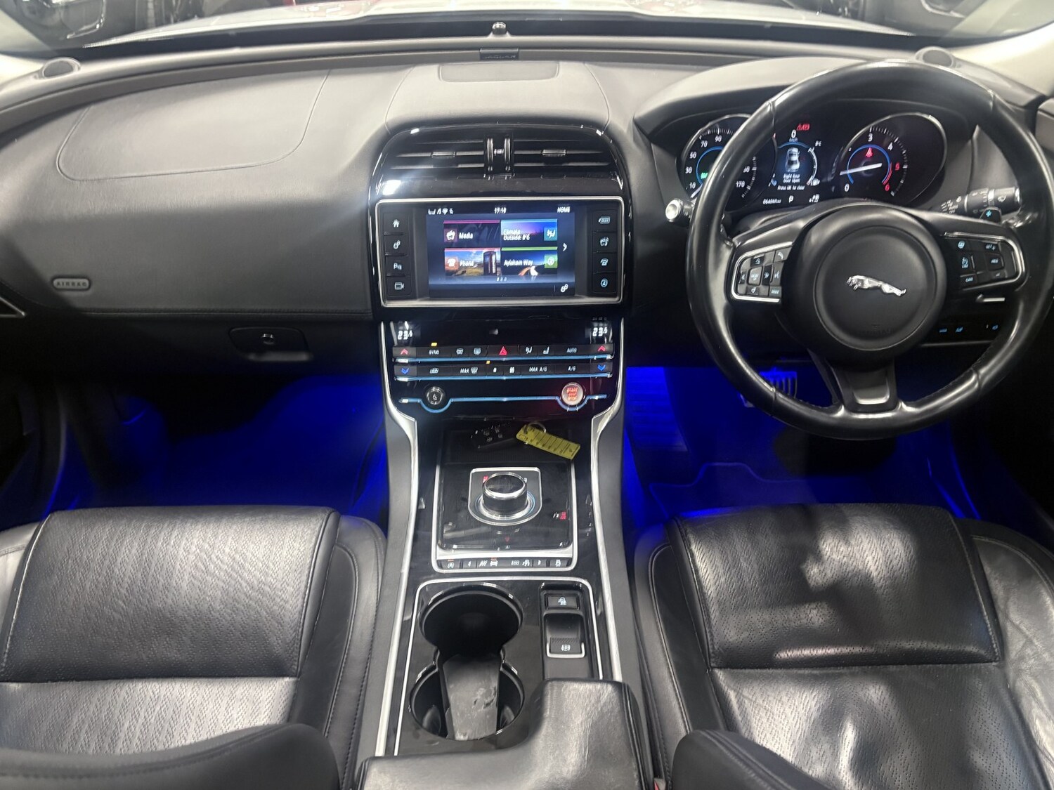 Used Jaguar XE 2017 for sale - 77822193: Photo 71