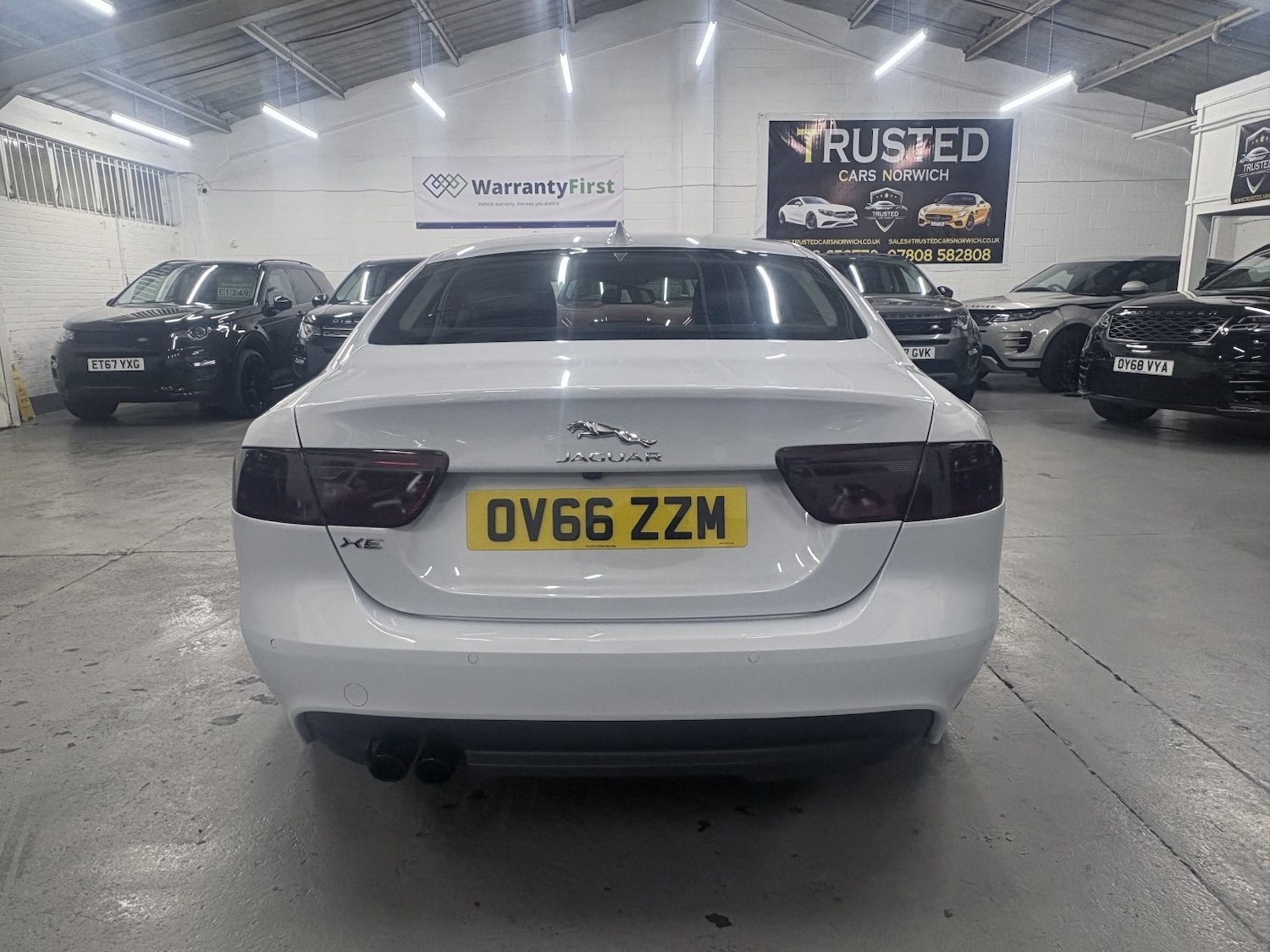 Used Jaguar XE 2017 for sale - 77822193: Photo 8