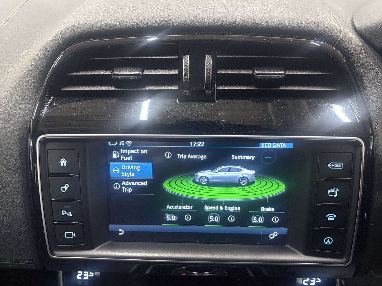 Used Jaguar XE 2017 for sale - 77822193: Photo 98